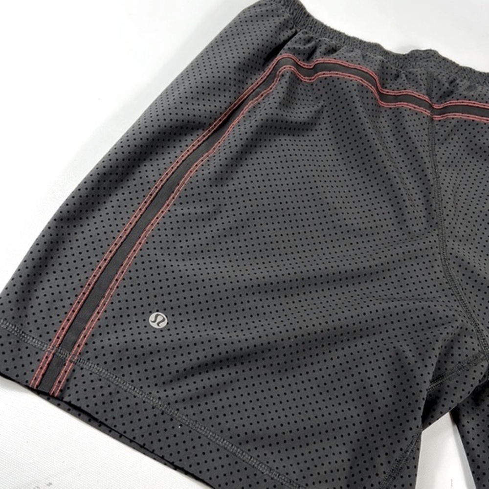 Lululemon Run Response Short In Reversed Mini Pol… - image 8